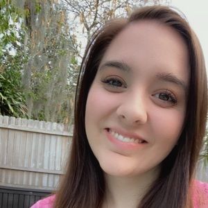 Meet your Posher, Brooke